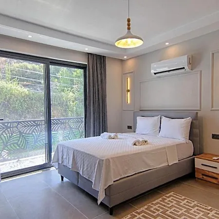 Twin Detached With Private Pool In Inlice, Goecek 费特希耶